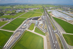 鳥の海SIC（スマートIC）宮城県亘理郡亘理町・常磐自動車道
ラジコン空撮/仙台市 写真スタジオのロイヤル撮影の一例