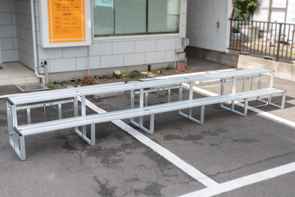 集合写真用アルミひな壇　レンタル対応可能　仙台・写真撮影のロイヤル